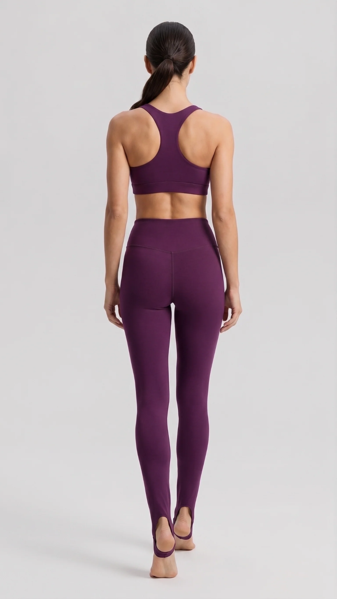 VÉLIA – High-Waist Stirrup Leggings